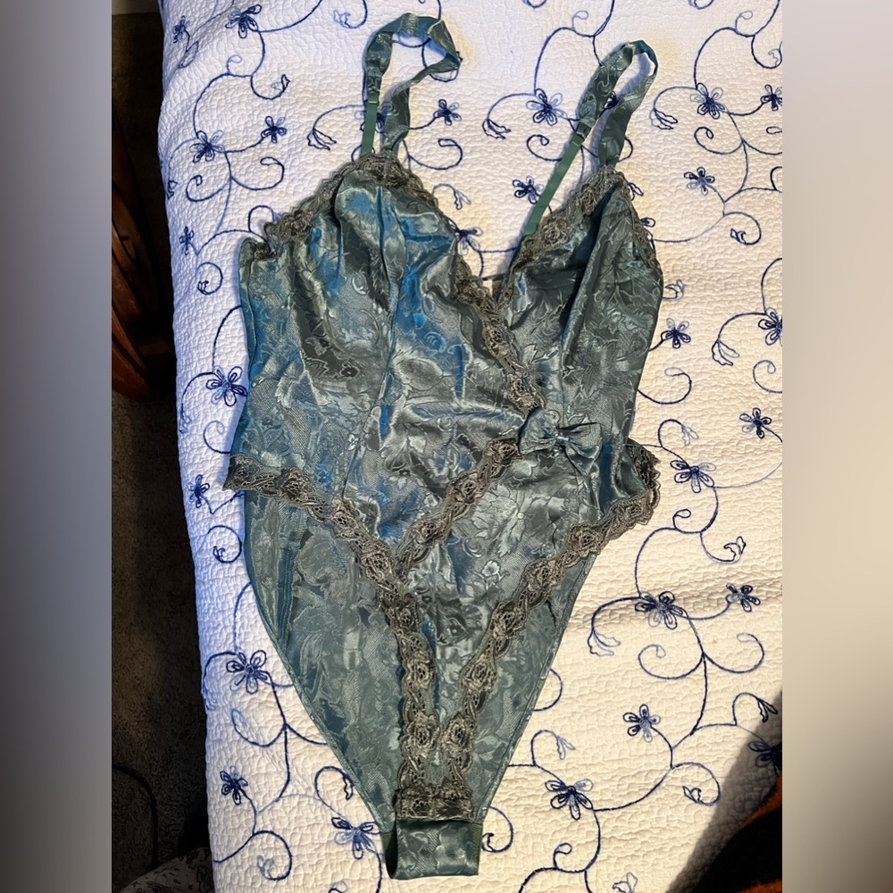 NWOT vintage Victoria’s Secret teddy